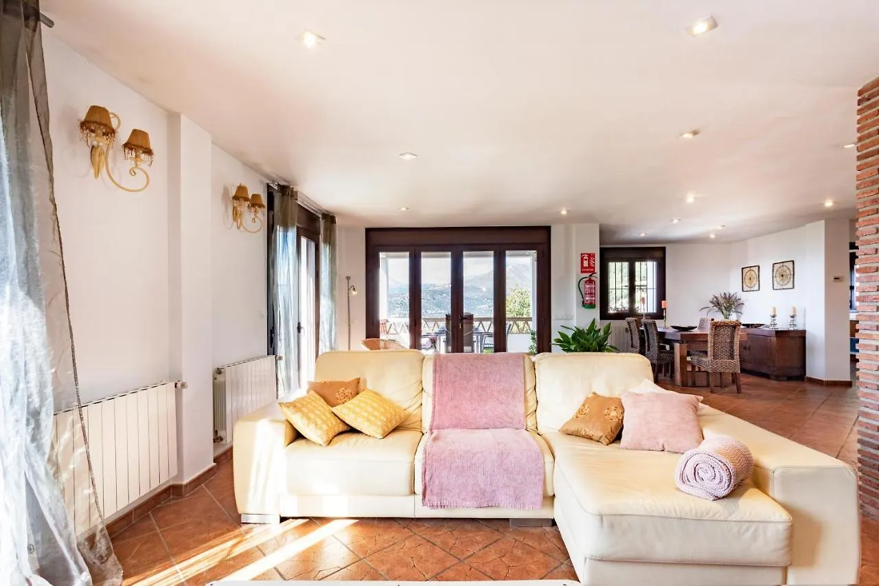 Holiday Home El Encinar Alcaucin